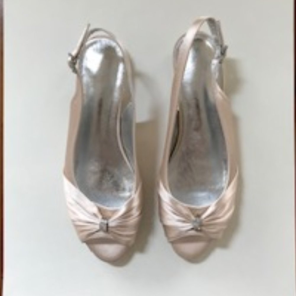 Women's Dress Flats Champagne Size 41